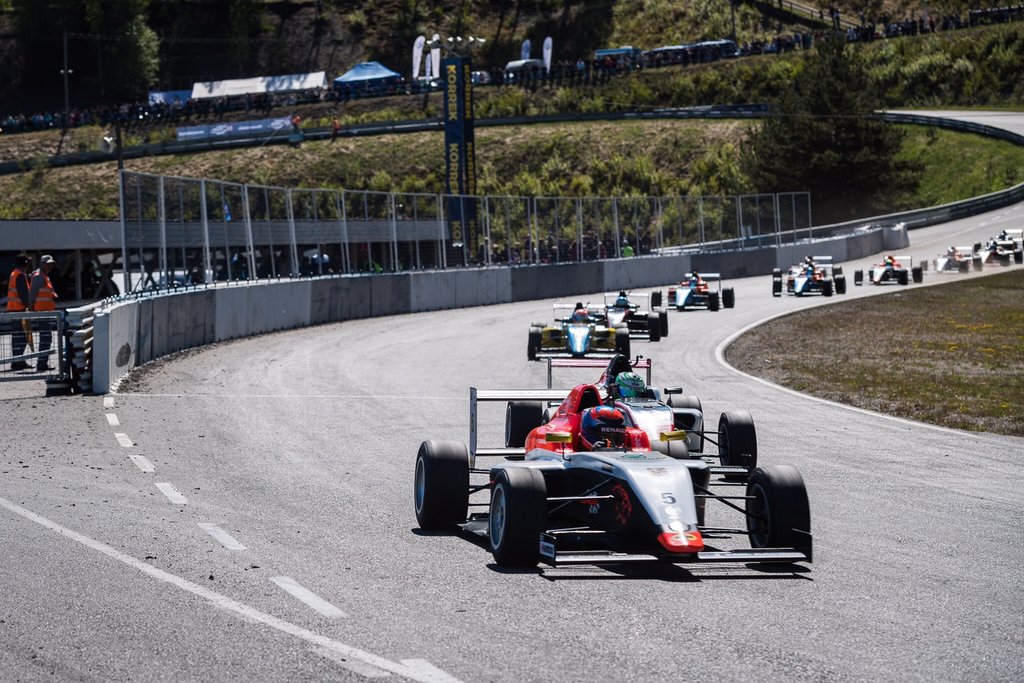 Christian Lundgaard på Ahvenisto Race Circuit
(Foto: SMP Formula 4 NEZ Championship)